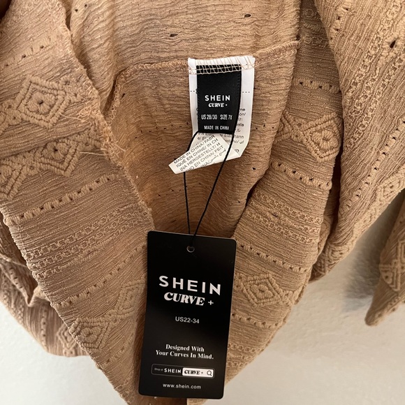 NWT SHEIN Textured Geometric Detail Zip Neck Lightweight Blouse Size 28/30 - Picture 4 of 5